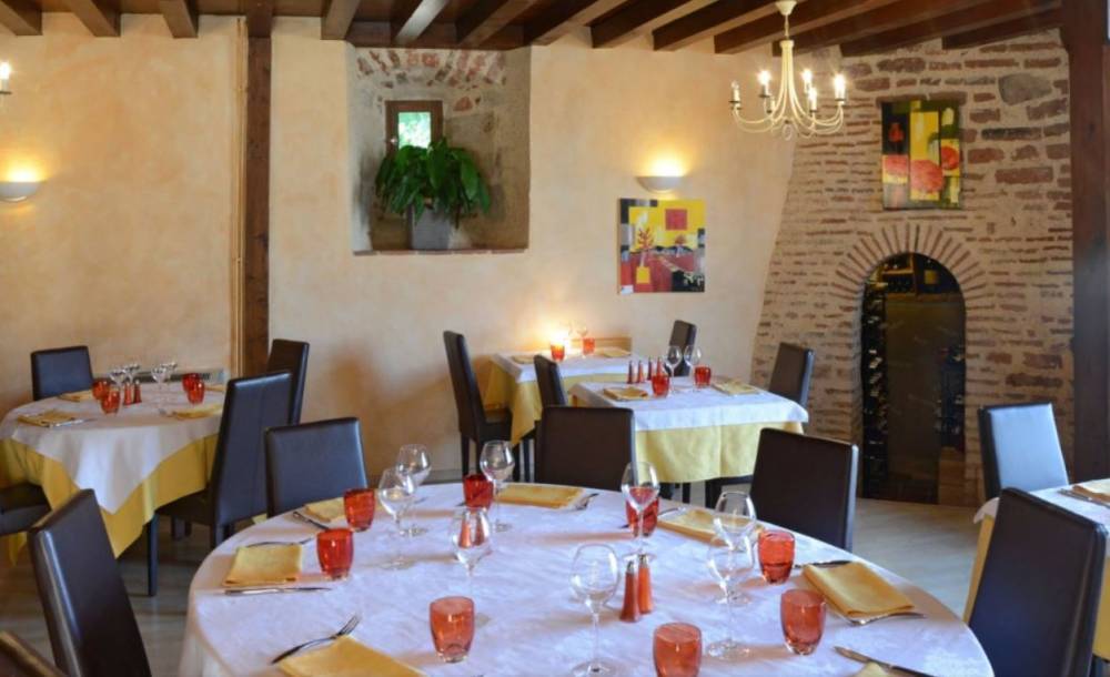 table restaurant table restaurant